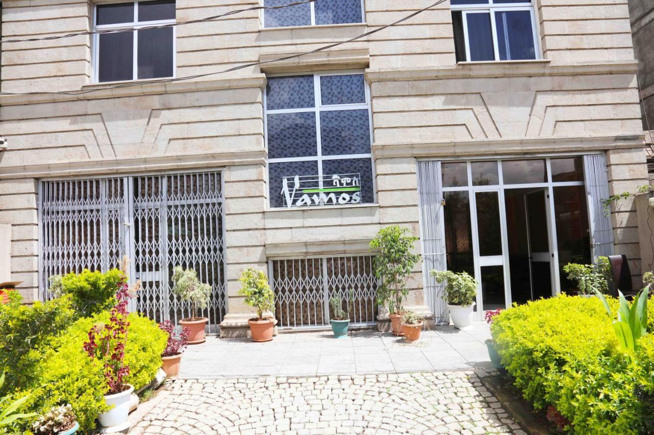 Vamos Guest House Addis Ababa Exterior foto